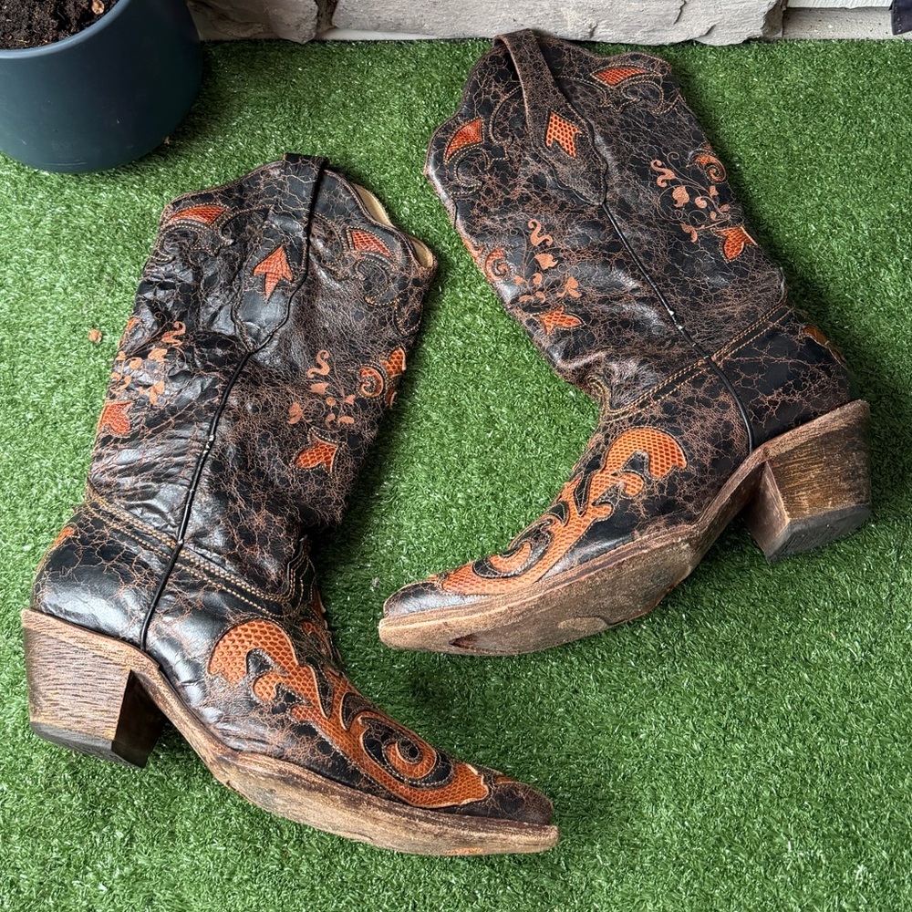 Corral Brown Embroidered Women’s Western Boots - Picture 6 of 10